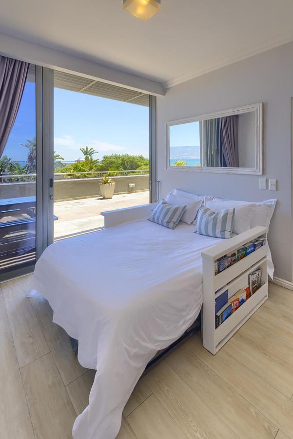 Heaven On Earth - Blouberg Beachfront Self-Catering Apartment Bloubergstrand Bagian luar foto