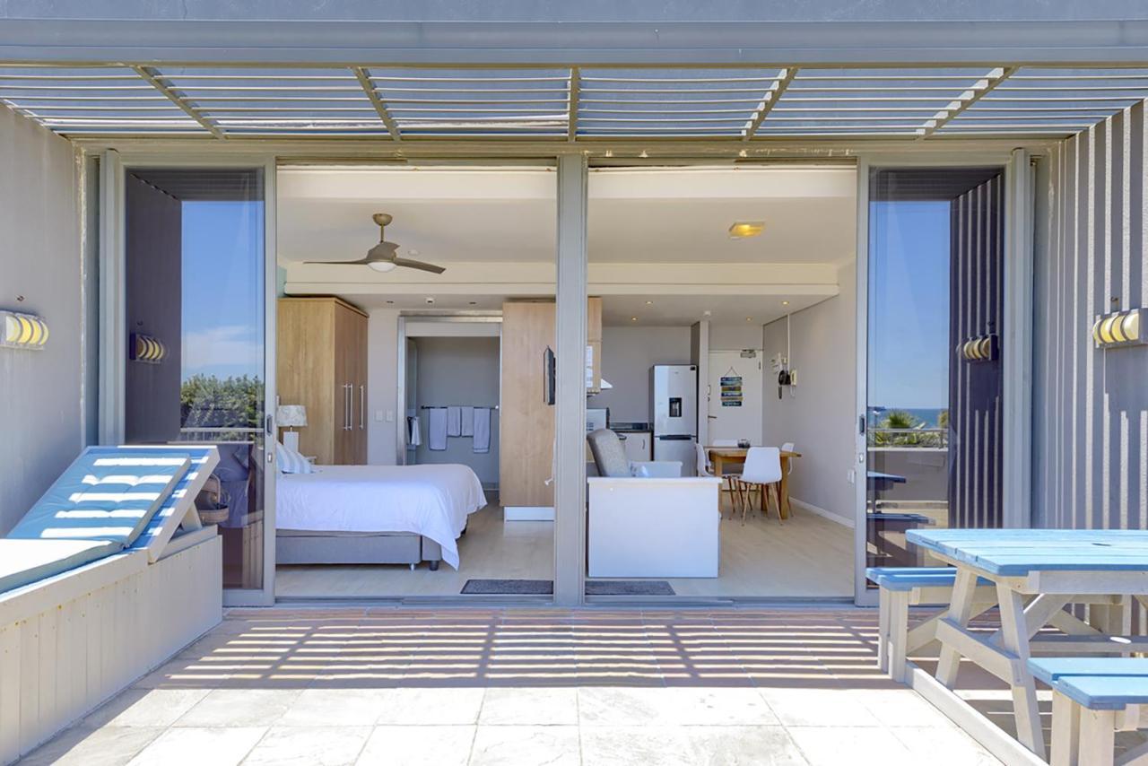 Heaven On Earth - Blouberg Beachfront Self-Catering Apartment Bloubergstrand Bagian luar foto