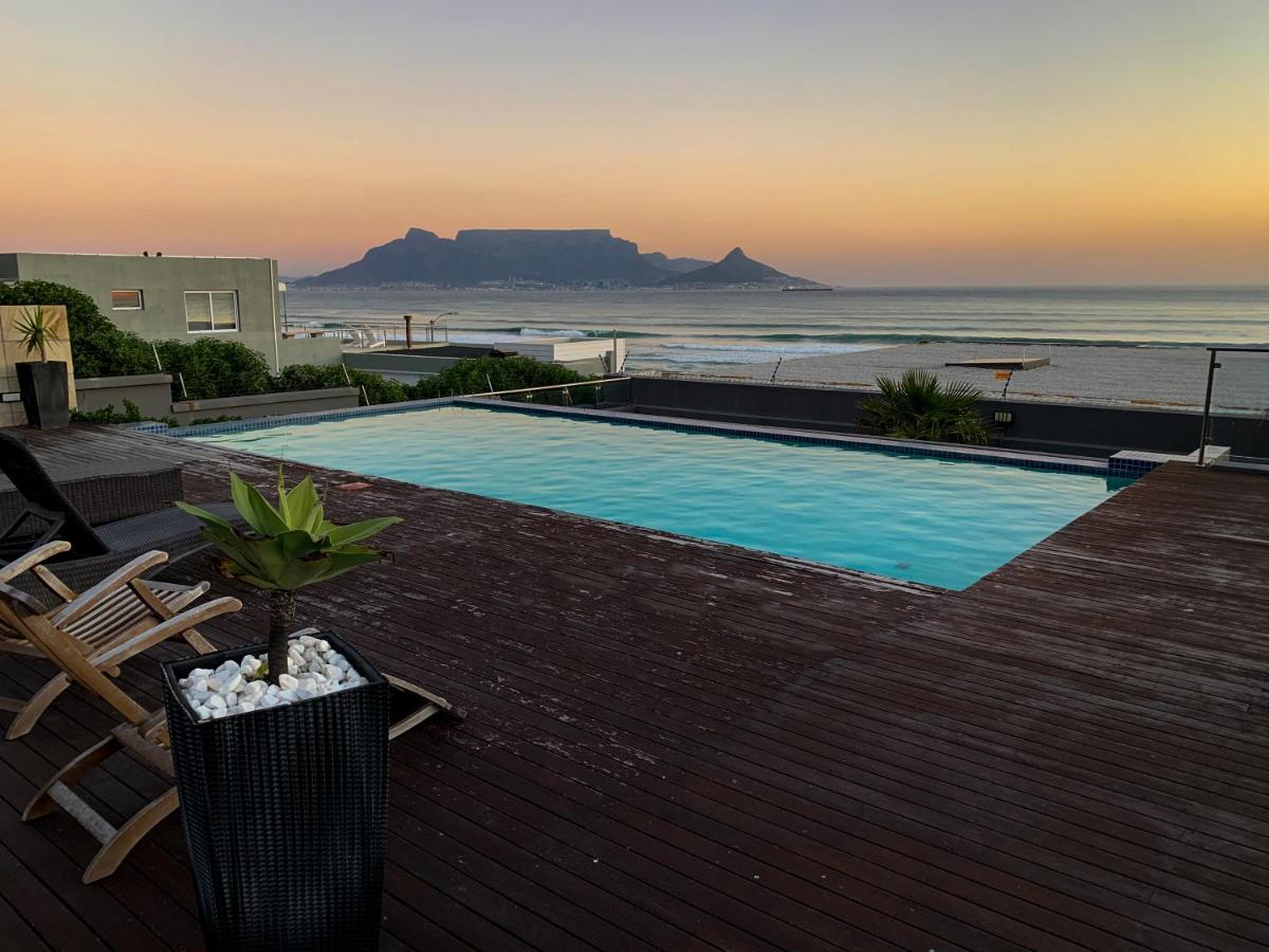 Heaven On Earth - Blouberg Beachfront Self-Catering Apartment Bloubergstrand Bagian luar foto