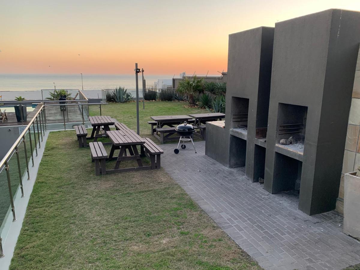 Heaven On Earth - Blouberg Beachfront Self-Catering Apartment Bloubergstrand Bagian luar foto