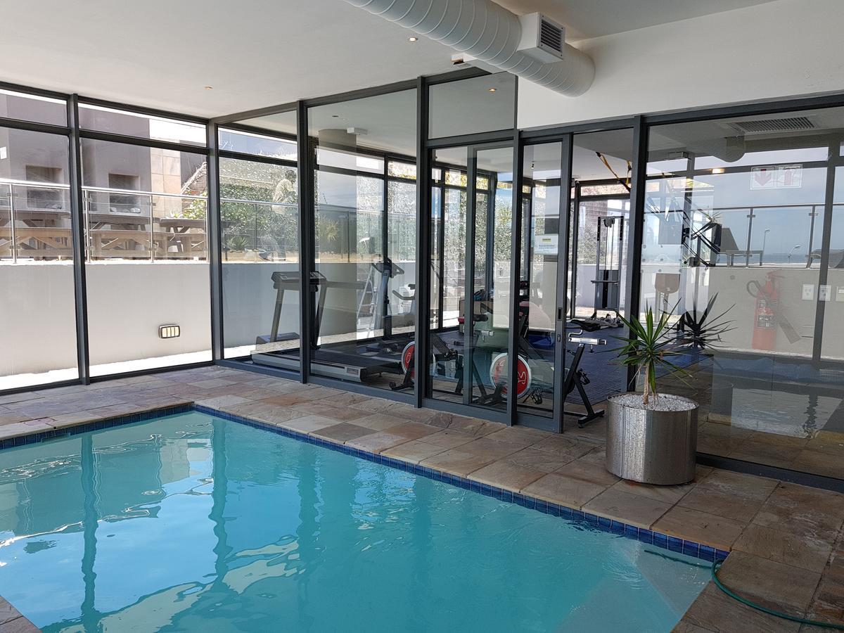 Heaven On Earth - Blouberg Beachfront Self-Catering Apartment Bloubergstrand Bagian luar foto